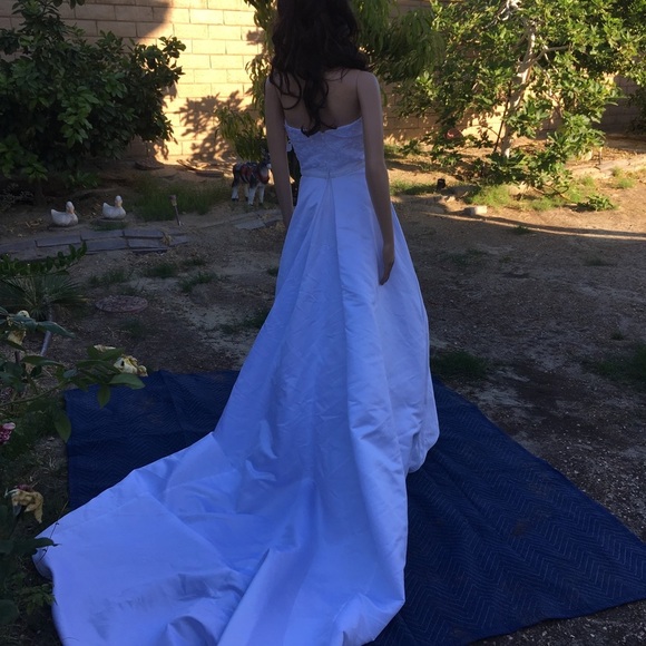 NWT David’s Bridal wedding dress size 4 white colo - Picture 8 of 11